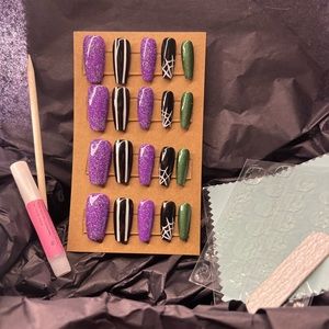 Halloween press on nails